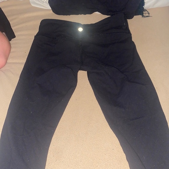 lululemon capris - Picture 1 of 2